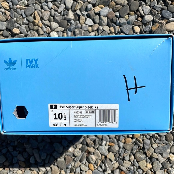 Adidas IVY PARK Super Super Sleek 72 - Picture 14 of 16